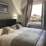Hotell Logis Des Ducs Duras