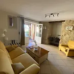Logis Des Ducs Hotell 3*