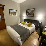 Hotell Logis Des Ducs Duras