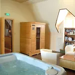 Logis Des Ducs 3*
