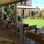 Logis Des Ducs 3* Duras