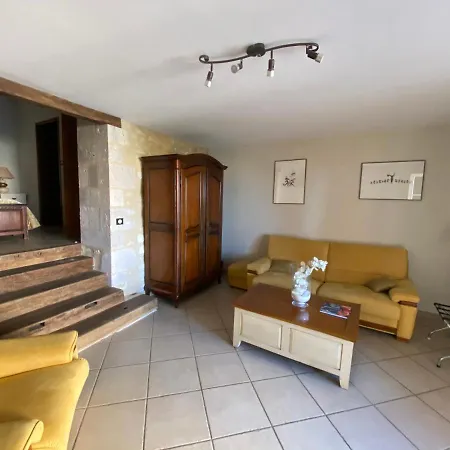 Logis Des Ducs 3* Duras