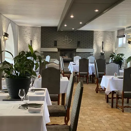 Hotel Logis Des Ducs Duras