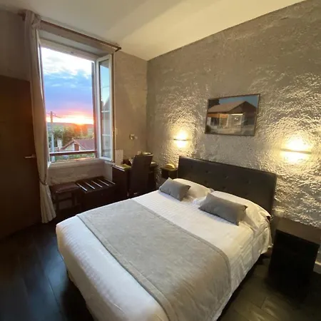 Logis Des Ducs Hotel Duras
