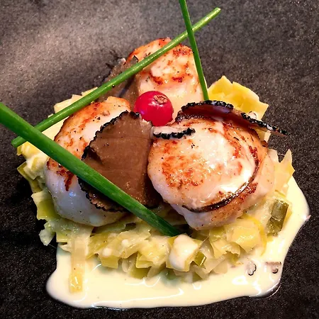 Logis Des Ducs Hotel