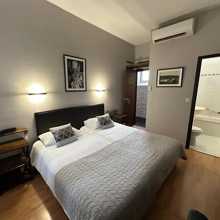 Logis Des Ducs Hotell Duras