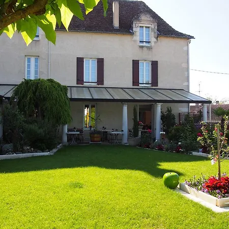 Logis Des Ducs Hotel Duras