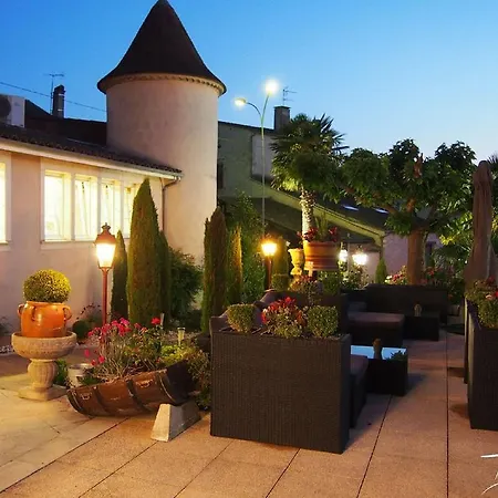 Logis Des Ducs Hotel Duras