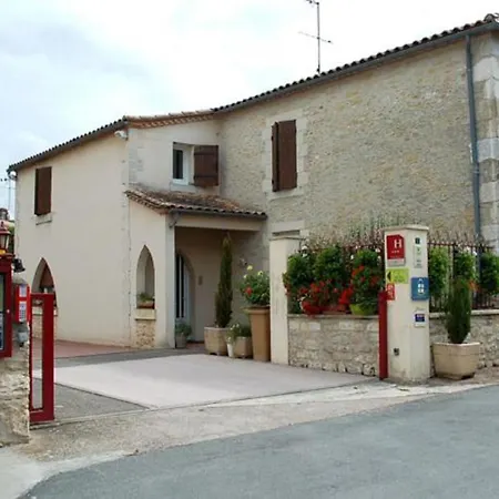 Logis Des Ducs 3* Duras