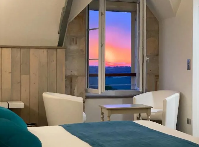 Logis Des Ducs Отель