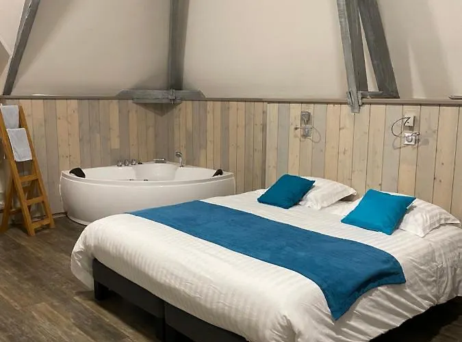 Отель Logis Des Ducs