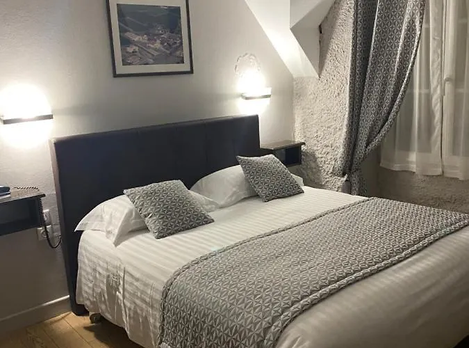 Отель Logis Des Ducs