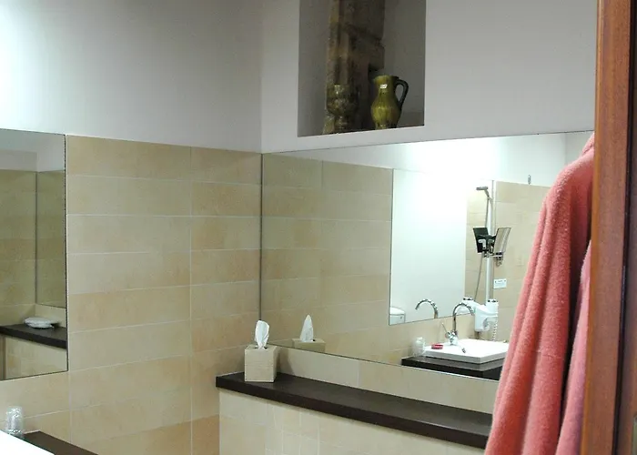 Logis Des Ducs 3* Duras