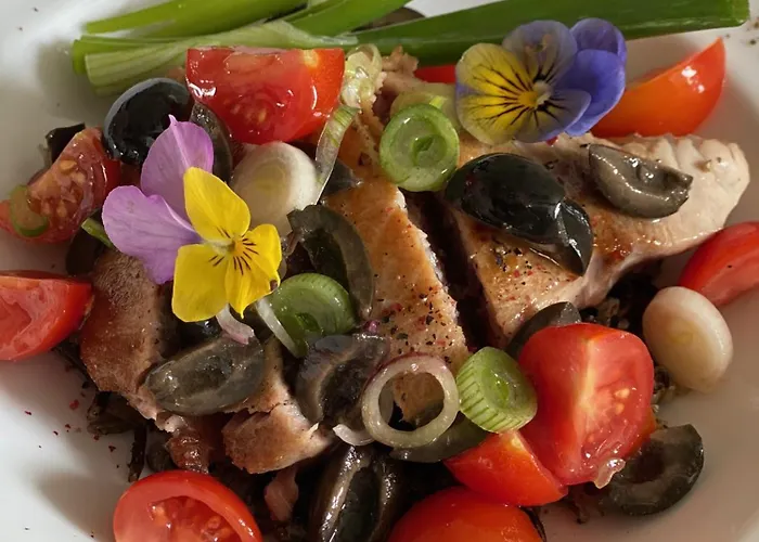 Logis Des Ducs Отель