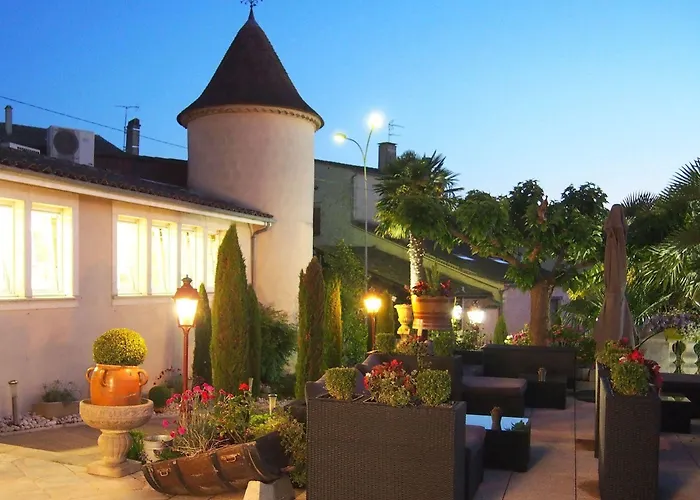 Logis Des Ducs Отель Duras